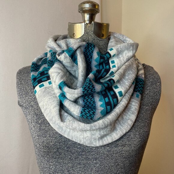 Smartwool Dazzling Wonderland infinity scarf - Picture 1 of 6